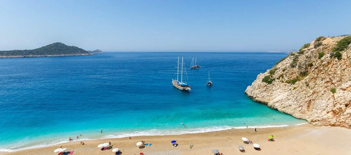 Cele mai frumoase plaje din Antalya